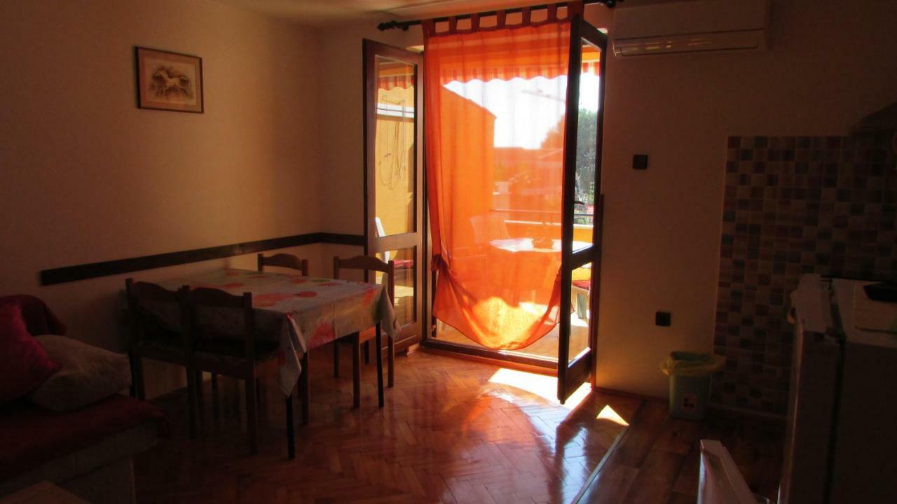 Apartmani Petunia فاجانا المظهر الخارجي الصورة